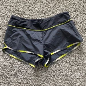 Lulu lemon speed up low rise short